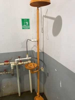 喷塑型洗眼器